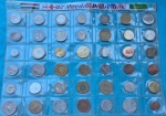 Cartela 42 Moedas Diferentes Vários Países