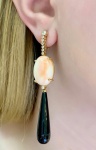 JACK VARTANIAN - Brinco em Ouro Rose 18kt com Coral e Brilhantes totalizando aproximadamente 0,44Ct - Peso:18,10Gr