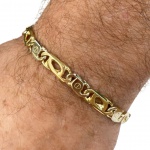 Pulseira em Ouro amarelo e Ouro Branco 18kt , Medindo 22Cm - Peso:30,70Gr