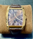 GUESS - Relógio Quartz, Fundo marron, Caixa Folheada, Medida:40x42mm, Pulseira de couro