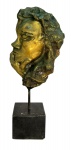 SUZANA LEVY (Rio 1937 / idem 2023) Escultura em bronze "rosto feminino" sobre base de granito. Mede 40cm altura.