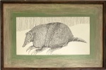 ALDEMIR MARTINS - Figura de "tatu" sobre papel, reprint gravura 1978, proteção de vidro, paspatur e moldura de madeira estilo baguete. Medida da obra 20 x 37cm. Medida total 34 x 51cm.