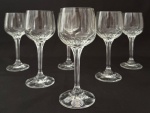 BOHEMIA - Jogo de seis taças para vinho tinto em cristal translucido da BOHEMIA com lapidação em dedões. Sem uso, com etiqueta, na caixa original. Mede 17cm.