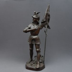 Emmanuel HANNAUX (1855-1934). Cavaleiro . Escultura francesa de bronze representando um guerreiro