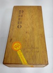 Antiga Caixa de Madeira - Sabonetes de Luxo - PHEBO - Medida: 18 cm x 9,5 cm x 5,5 cm. Conforme fotos.