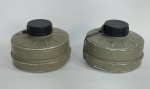 Lote de 2 Filtros de Máscara de gás utilizados pelas forças Armadas Brasileiras. Estrutura em alumínio, possui lacre, fabricação 2015, porém desconheço sua validade. Vendido no estado conforme fotos. Medida: 10,5 cm de diâmetro x 8 cm de altura.