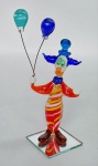 Lindo Palhaço com Balões em Vidro de Murano. Medida: 16 cm de altura x 6 cm x 5 cm. Conforme fotos.