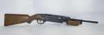 Antigo Brinquedo da Estrela - RIFLE AUTOMÁTICO SUPER-TIRO - Ano 70 - Mecanismo de pressão funcionando, gatilho disparando. Medida: 75 cm x 10,5 cm x 4 cm. OBS: Não acompanha o pente e luneta. Possui perda na ponta do cano conforme fotos.
