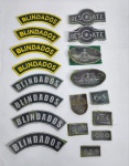 Lote de 18  Patchs/Manicaca variadas emborrachadas e Bordadas. Medida maior: 12 cm x 5 cm. Conforme fotos.
