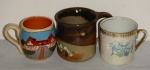 COLECIONISMO - Lote com três (3) interessantes canecos de porcelana de coleção.