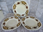 Tres pratos ingleses IVORY WARE. Diâmetro 23 cm