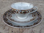 Conjunto de xícara de chá diametro de 10 cm com pires em porcelana REAL branca com decoração floral. junto prato de bolo . -19 cm