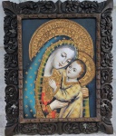 ANTIGO QUADRO CUSQUENHO " NOSSA SENHORA COM MENINO " linda imagem - OST - com pintura salpicada com muito ouro nas suas representaçoes. Medidas sem moldura   39 x 29 cm  e  com moldura em madeira característica dos Cusquenhios 57 x 44 cm.