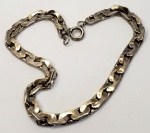 Pulseira produzida em prata de lei, estiloso design, comprimento aberto:20cm.