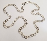 Colar produzido em prata de lei, corrente modelo de coração, comprimnenbto fechado:19,5cm.