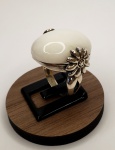 Anelão rpoduzido em prata de lei, com ornamentação de pedra opalina, aro:20.