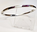 Belíssima pulseira produzida em prata de lei, maior comprimento:6,5cm.