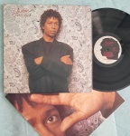LP DJAVAN - NÃO É AZUL MAS É MAR C/ ENCARTE // CAPA CONFORME FOTOS // DISCO EM MUITO BOM ESTADO // PODE CONTER RISCOS QUE CAUSAM CHIADOS, RUÍDOS OU PULOS