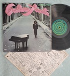 LP GUILHERME ARANTES 1976 C/ ENCARTE // CAPA CONFORME FOTOS // DISCO EM MUITO BOM ESTADO // PODE CONTER RISCOS QUE CAUSAM CHIADOS, RUÍDOS OU PULOS
