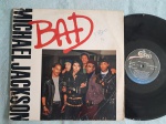 LP MICHAEL JACKSON - BAD VERSIONS // CAPA CONFORME FOTOS // DISCO EM MUITO BOM ESTADO // PODE CONTER RISCOS QUE CAUSAM CHIADOS, RUÍDOS OU PULOS