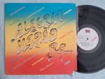 LP ALEGRIA DE VERÃO C/ LUIZ MELODIA, ALCEU VALENÇA E OUTROS // CAPA CONFORME FOTOS // DISCO EM MUITO BOM ESTADO // PODE CONTER RISCOS QUE CAUSAM CHIADOS, RUÍDOS OU PULOS