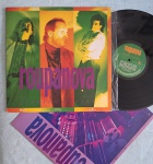 LP ROUPA NOVA - FRENTE E VERSO C/ ENCARTE // CAPA CONFORME FOTOS // DISCO EM MUITO BOM ESTADO // PODE CONTER RISCOS QUE CAUSAM CHIADOS, RUÍDOS OU PULOS