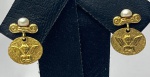 Par de brincos em ouro 18 com pérolas (sem tarracha), 1,4cm - 3,06g
