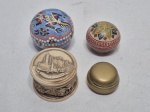 Lote de 4 caixas decorativas, sendo em metal, cerâmica e pedra sabão. Medindo a maior 6cm x 5cm de altura.