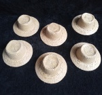 LOTE COM 6 CHAPEUS DE PALHA = MEDINDO 16 X 6 CM CADA