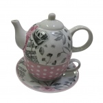 Bule, xícara e pires para chá 2 em 1 em porcelana policromada, com flores,  e escritas em inglês, by DM Brasil,  Diam. 9, Alt. 6 cm