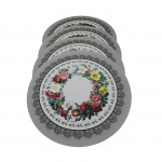 Quatro sousplats, by La Cousine, executados em MDF com capa em tecido floral, necessitam higienização, Diam. 37 cm. 