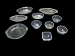 Dez travessas ditas Pyrex em tamanhos e modelos distintos, Diam. 25 a 12 e  21 x 21 a 20 x 14 cm.