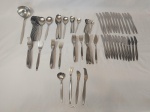 FAQUEIRO 124 PEÇAS  EM AÇO INOX WOLF COMPOSTO   PEÇAS , 1 ESPATULA DE MANTEIGA 17 CM, 1 FACA DE QUEIJO 19 CM, 1 COLHER DE AÇÚCAR 15 CM, 1 GARFO DE QUEIJO 19,5, 1 CONCHA PARA FEIJÃO 28 CM, 12 COLHERES DE SOPA 19,5 CM, 12 COLHERES DE SOBREMESA 18,5 CM, 12 COLHERES DE CHÁ 13,5 CM, 12 COLHERES DE CAFÉ 11 CM, 12 FACAS DE MESA 21 CM, 12 FACAS DE SOBREMESA 19 CM, 12 GARFOS DE PEIXE 18,5 CM, 12 GARFOS DE MESA 20 CM , 12 GARFOS DE SOBREMESA 18,5 CM , 12 FACAS PARA PEIXE 20,5 CM