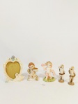 LOTE COM 5 OBJETOS DECORATIVOS EM RESINA SENDO 4 ESCULTURAS DE ANJOS 2 COM DETALHES MARROM, 2 ANJOS EM MODELOS DIFERENTES, E 1 PEQUENO PORTA RETRATO EM FORMATO DE CORAÇÃO. MEDIDA: PORTA RETRATO 13 CM DE ALTURA X 10 CM DE LARGURA, ANJO MAIOR 10 CM DE ALTURA, MENOR 8,5 CM DE ALTURA