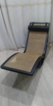 OSCAR NIEMEYER - Chaise Longue Rio - Excepcional chaise de balanço confeccionada em madeira curvada