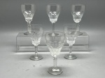 DEMI CRISTAL - Conjunto de 6  taças decoradas com lapidação dedão. Alt. 12,5 cm.