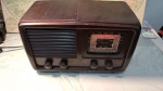Rádio Valvulado em Madeira Pioneer