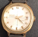Relogio -m SEIKO automatico feminino !! pulseira preta em borracha !! para revisão ou conserto muito tempo parado !! acervo de colecionador !!