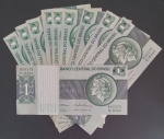 10 Cedulas  Brasil - valor de 1 cruzeiro flor de estampa !! decada de 1970 !!