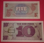 2 Cédulas  Especiais de Guerra !! Inglaterra , Valores 5 e 10  armed forces Pencil!!