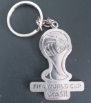 Colecionismo- Chaveiro da FIFA - Copa do Mundo de 2014 !! Brasil !! emblema oficial !! material metalico !!