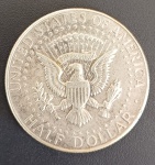 Moeda - USA - material prata !! valor de Half dollar !! ano de 1967 !! lindo deseno de aguia asas aberta !!
