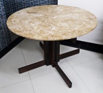 AM000, BELÍSSIMA MESA "ALEX", EM JACARANDÁ, COM TAMPO DE MÁRMORE, BASE MEDINDO 73  X 100 X 1