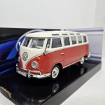 Miniatura Maisto Especial Edition,, modelo 1:25 Volkswagen Van "Samba" cor vermelho, novo, na caixa. Mede aproximadamente 16x7. (lacrado, aberto apenas para fazer as fotos).