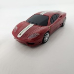 Miniatura de plástico, Ferrari 360 Challenge Stradala, na cor vermelho, modelo com sonorização. Coleção Shell V-Power. Mede aproximadamente 10x3. No estado (sem caixa).