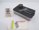 VINTAGE- ABU ROKEN Smoke Box  aparelho defumador portátil sueco. Acompanha manual e acessórios. Med. 8 x 30 x 18 cm. Em bom estado.