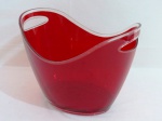 ANOS 70 - Belíssima champanheira em resina de poliester na cor Rubi, marca Infinity Made in Taiwan. SEM USO COM SELO NA BASE. Med. 26 x 35 x 27 cm.