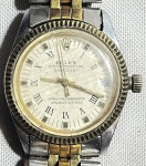 ROLEX - SUBMARINER (Oyster Perpetual) - Elegante relógio de pulso suíço, no estilo arte deco, automático, com caixa e pulseira em aço. Funcionando no momento e sem garantias futuras. Med 3 cm (Caixa). Obs: Não garantimos autenticidade, pois não abrimos a maquina.