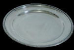 Wolff - Linda e Antiga bandeja redonda espessurada a prata 90, com bordas decoradas em relevo. Med: 33 x 3cm.