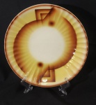 ANNABURG  GERMANY- Belíssimo prato vintage, para bolo, confeccionado em porcelana Alemã Annaburg, possui rica decoração abstrata na tonalidade amarela e laranja.  Med:26x4cm.